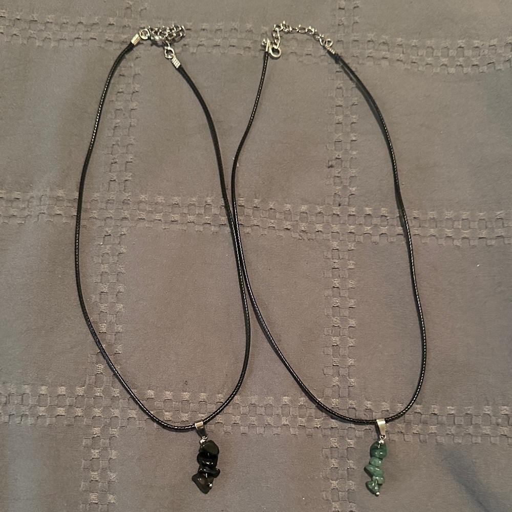 Elegant Black and Green Stone Pendant Necklaces